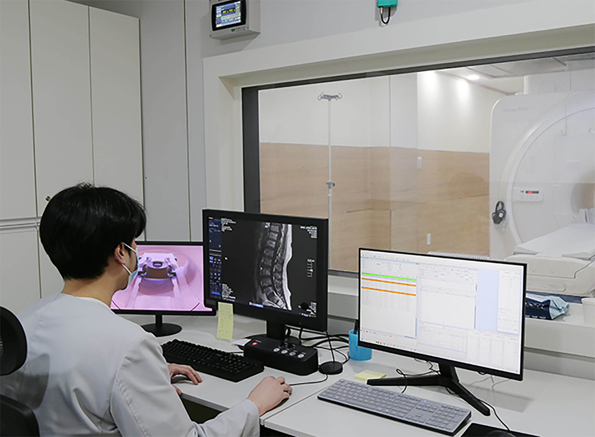 MRI